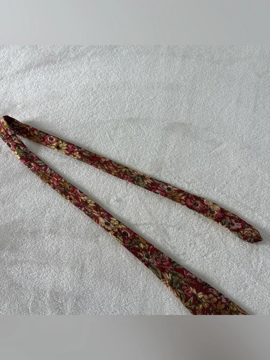 Vintage Christian Dior Monsieur 100% Silk Red Gold Floral Men's Tie - READ - Picture 3 of 5